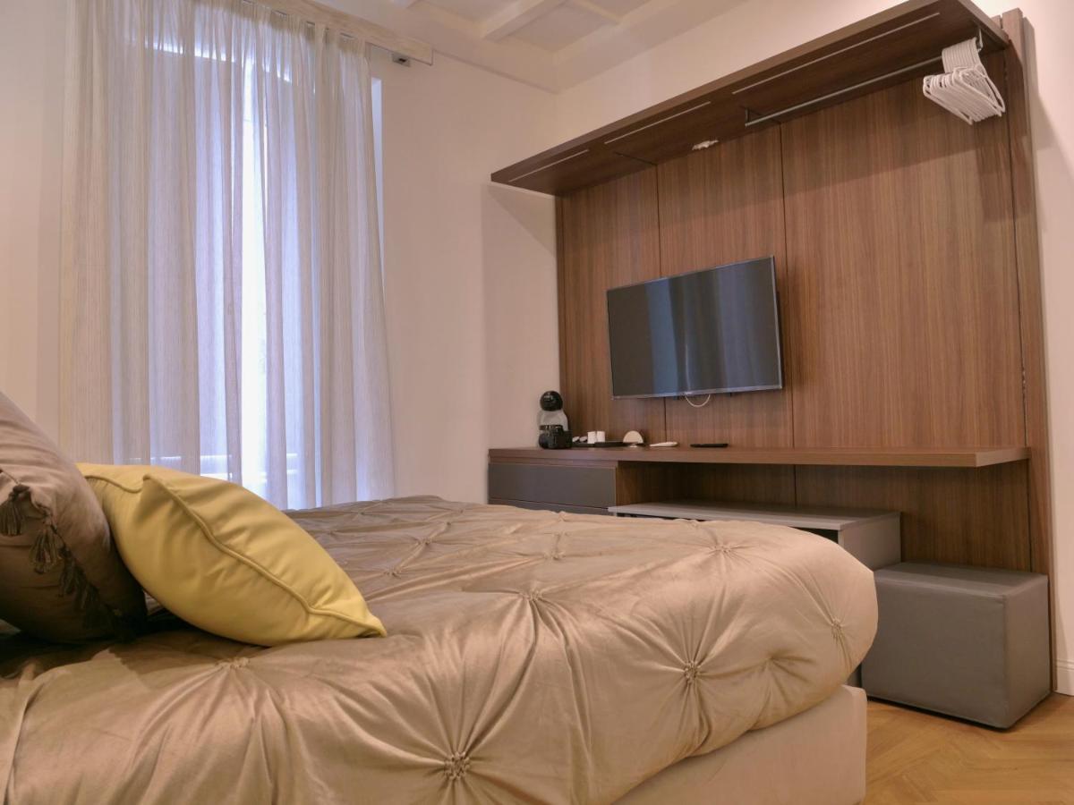 Helmirage Trevi Suite Rome Buitenkant foto