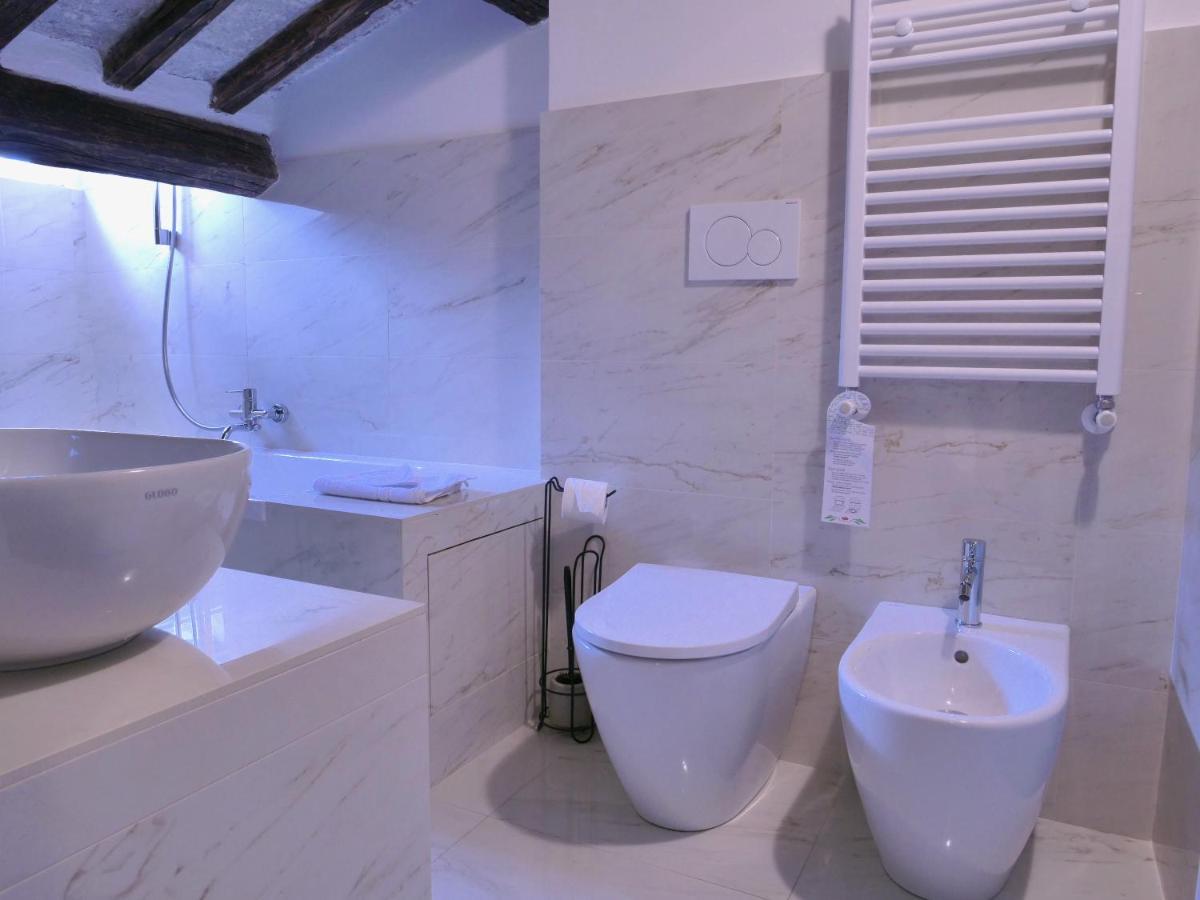 Helmirage Trevi Suite Rome Buitenkant foto