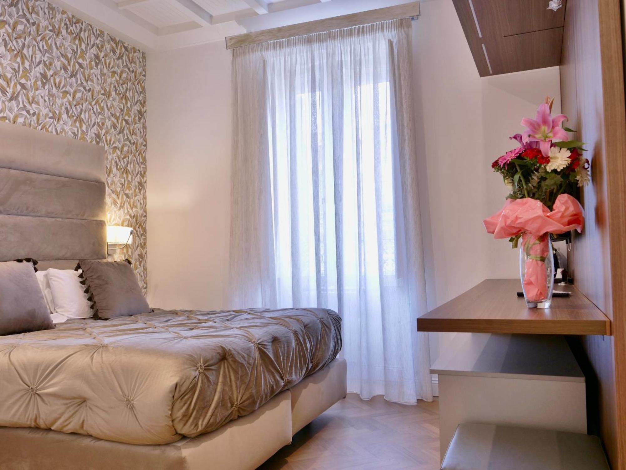 Helmirage Trevi Suite Rome Buitenkant foto